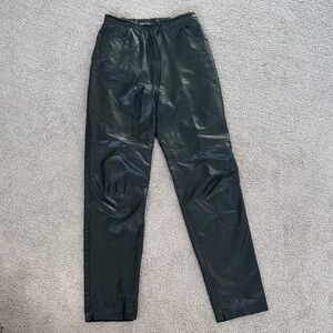 Vintage High Waisted Phoenix Women’s Classic Black Leather Pants- Size 6